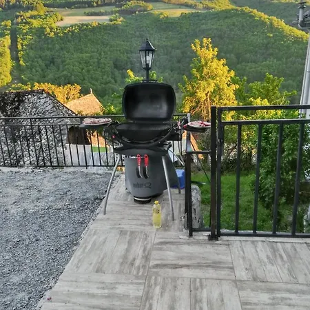 Accueillante Avec Vue Montagne A + Piscine Privee * Vieillevie